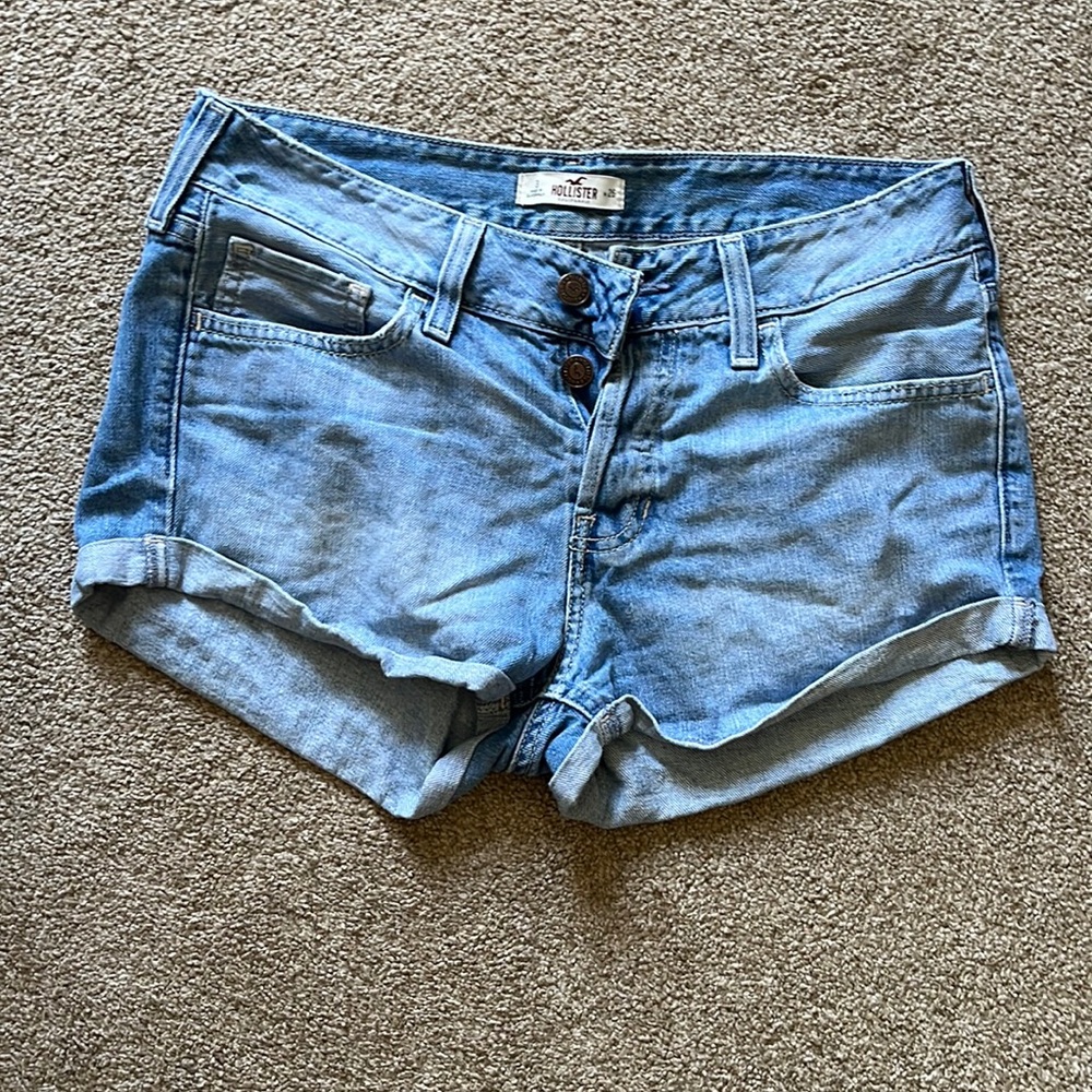 Hollister Shorts with buttons